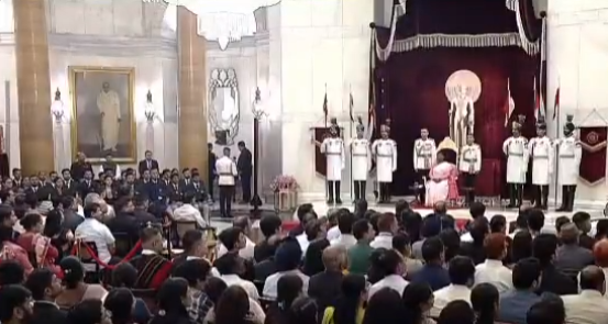 President Droupadi Murmu Presents MY Bharat NSS Awards 2022-23 at Rashtrapati Bhavan