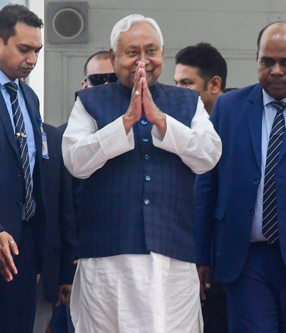 জেডিইউ নেতা নীতীশ কুমার আজ বিহারের মুখ্যমন্ত্রী হিসেবে দশমবারের জন্য শপথ নেবেন।