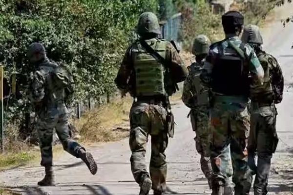छत्तीसगढमध्ये बस्तर जिल्ह्यात राष्ट्रीय तपास यंत्रणेनं १२ ठिकाणी छापे