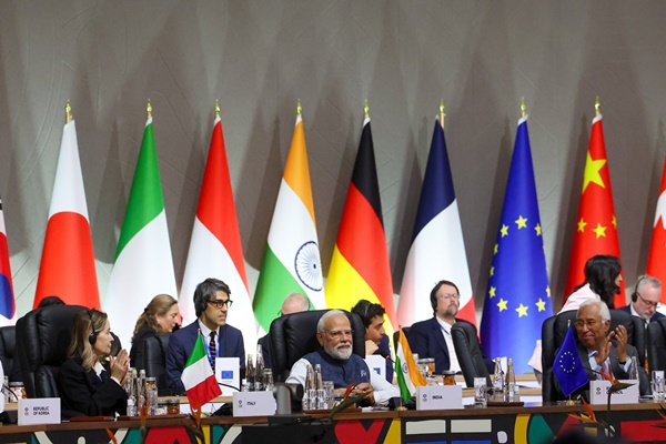 PM urges G-20 nations to shift from profit-driven innovation to a model focusing on humanity, equity & global cooperation