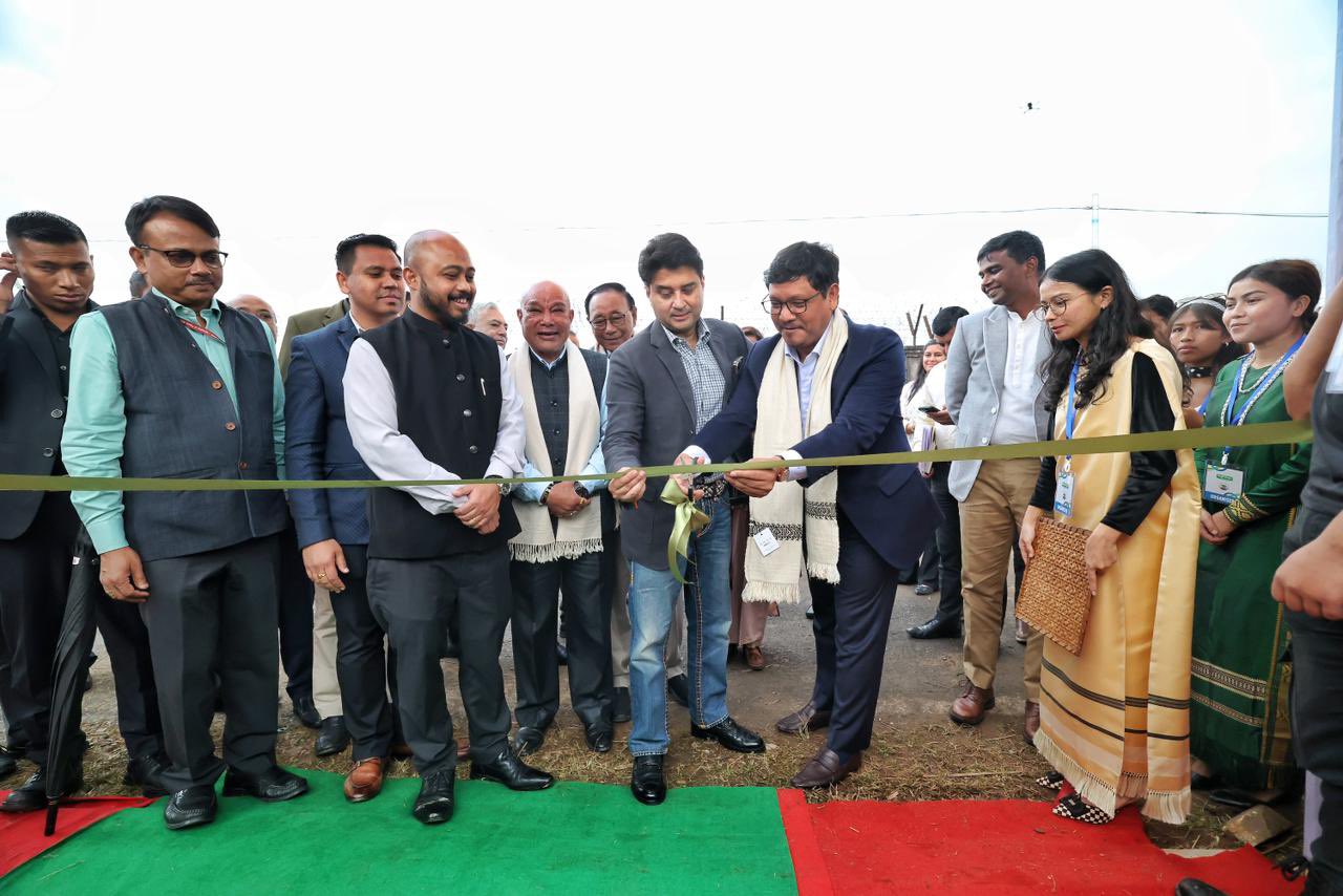 पूर्वोत्तर क्षेत्र विकास मंत्री ज्योतिरादित्य सिंधिया और मेघालय  मुख्यमंत्री कॉनराड संगमा ने किया सोहरा पर्यटन सर्किट का शुभारंभ”
