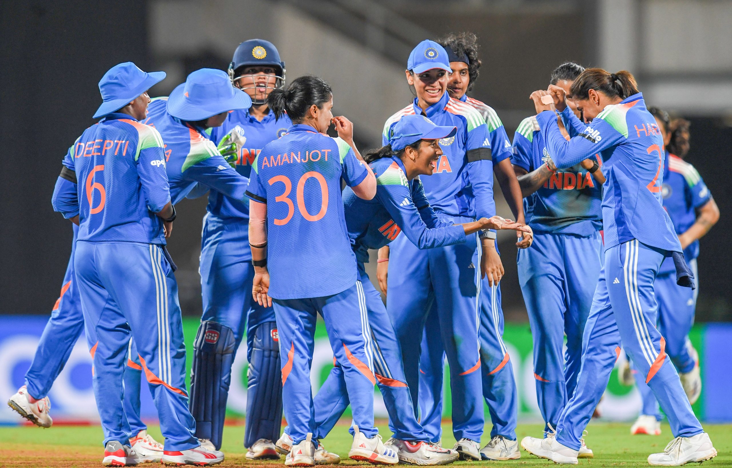 خواتین کے ICC ایک روزہ بین الاقوامی کرکٹ عالمی کپ کے آج نوی ممبئی میں کھیلے جانے والے فائنل مقابلے میں بھارت کا مقابلہ جنوبی افریقہ سے ہوگا۔