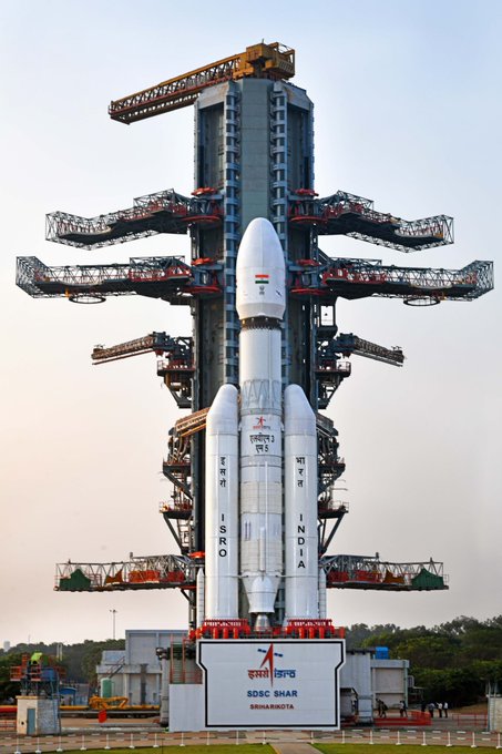 देशाच्या सर्वात वजनदार दूरसंवाद उपग्रह सीएमएस-३चं यशस्वी प्रक्षेपण