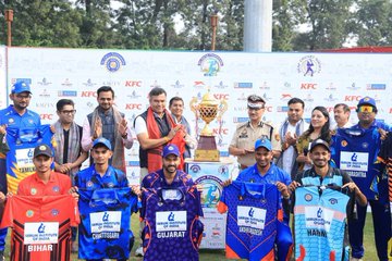 दिल्ली: लोक निर्माण विभाग मंत्री प्रवेश वर्मा राष्ट्रीय बधिर क्रिकेट चैंपियनशिप के उद्घाटन समारोह में शामिल हुए