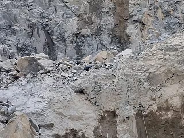 One killed and more than 10 feared trapped in a mine cave-in, in Uttar Pradesh’s Sonbhadra district