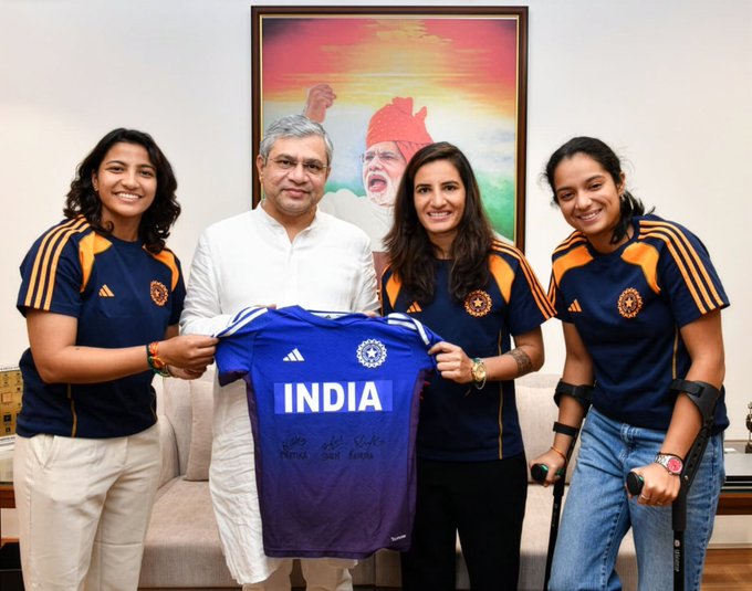I&B Minister Ashwini Vaishnaw meets World Cup-winning champions, expresses happiness