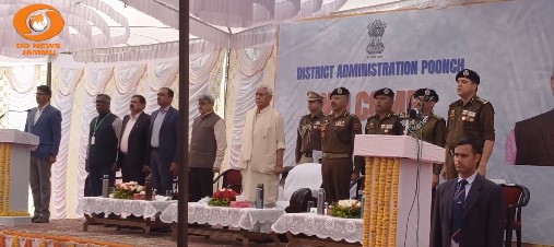অপারেশন সিঁদুর এবং জম্মু ও কাশ্মীরের বন্যায় দুর্ঘটনাগ্রস্ত পরিবারবর্গের সহায়তা করতে জম্মু ও কাশ্মীরের উপরাজ্যপাল মনোজ কুমার সিনহা, পুঞ্চে একটি সহায়তা কেন্দ্রের ভিত্তিপ্রস্তর স্থাপন করেছেন
