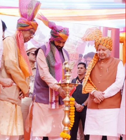 राज्यपाल असीम घोष और मुख्यमंत्री नायब सिंह सैनी ने की स्थापना दिवस समारोह की शुरुआत