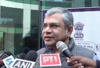Union I&B Minister Ashwini Vaishnaw, MoS L Murugan Attend National Press Day 2025 in New Delhi