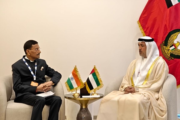 India, UAE Explore Deeper Defence Cooperation at Dubai Air Show 2025