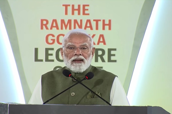 প্রধানমন্ত্রী নরেন্দ্র মোদী বলেছেন,আন্তর্জাতিক চ্যালেঞ্জ সত্ত্বেও ভারতের অর্থনীতি দ্রুত বিকাশশীল