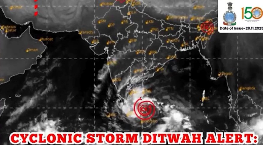 Cyclone Ditwah Approaches Tamil Nadu Coast; Red Alerts Issued