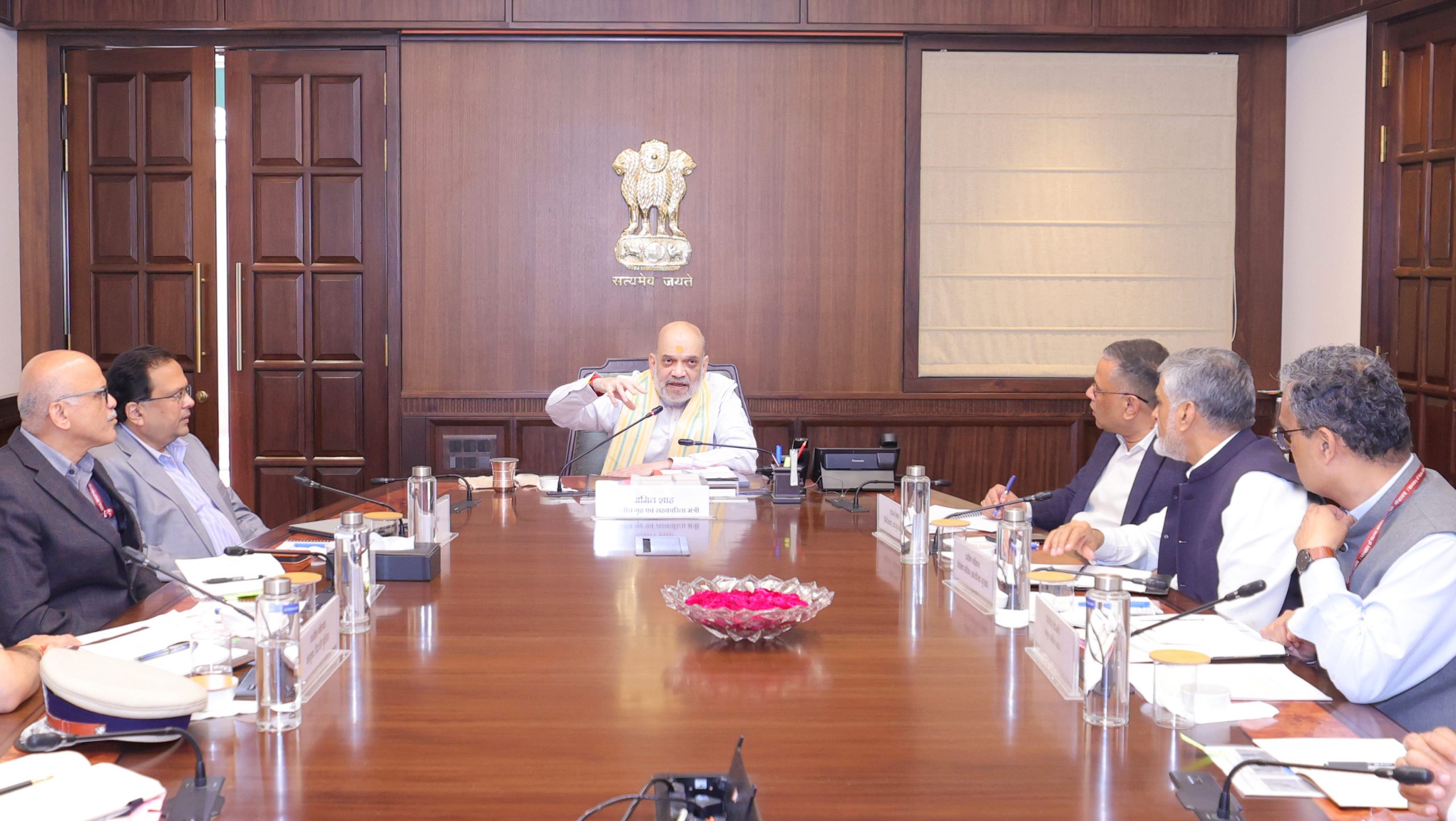 दिल्ली विस्फोट की घटना में शामिल लोगों को करना पड़ेगा जांच एजेंसियों का सामना: केंद्रीय गृह मंत्री अमित शाह