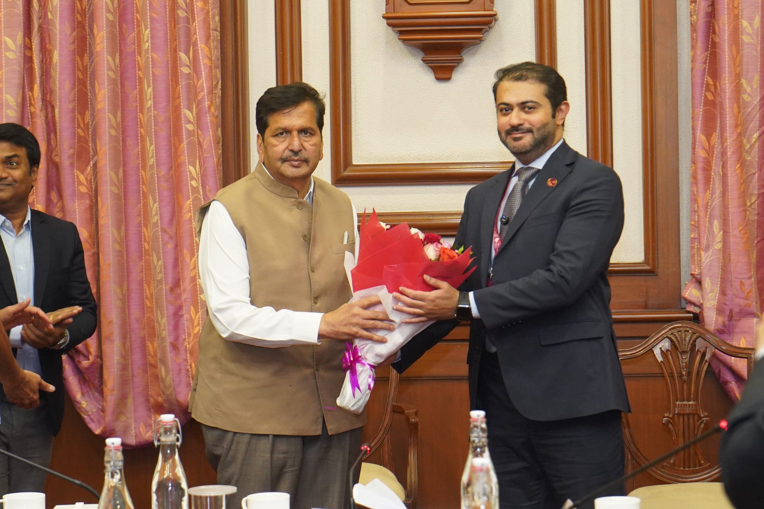 महाराष्ट्र के विकास मंत्री मंगल प्रभात लोढ़ा ने कतर प्रतिनिधि मंडल से की मुलाकात, कौशल विकास में निवेश पर दिया जोर