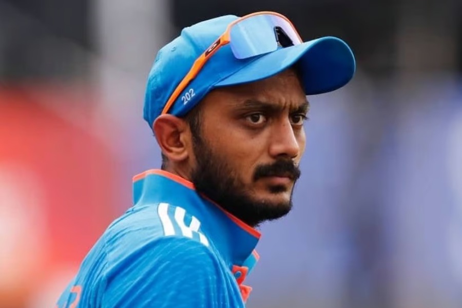 অসুস্থতার কারণে অলরাউন্ডার অক্ষর প্যাটেল দক্ষিণ আফ্রিকার বিরুদ্ধে টি -২০ সিরিজে আর অংশ নেবেন না।
