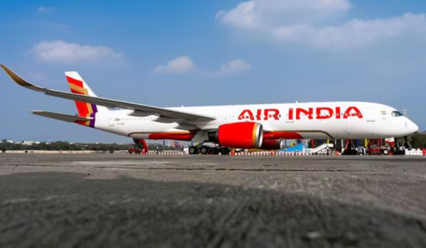 Mumbai-Bound Air India Boeing 777 Returns to Delhi After Technical Issue