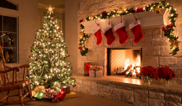 People rejoice birth of Lord Jesus on eve of Christmas across India