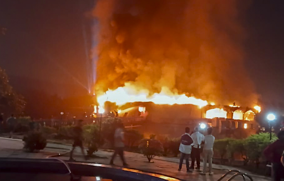 Goa Nightclub Fire Claims 25 Lives; PM, President Express Condolences