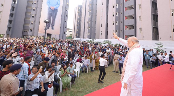 કેન્દ્રીય ગૃહમંત્રી અમિત શાહે ટૂંક સમયમાં અમદાવાદ વૈશ્વિક રમતગમતના નકશામાં ટોચ પર હશે તેવો વિશ્વાસ વ્યક્ત કર્યો