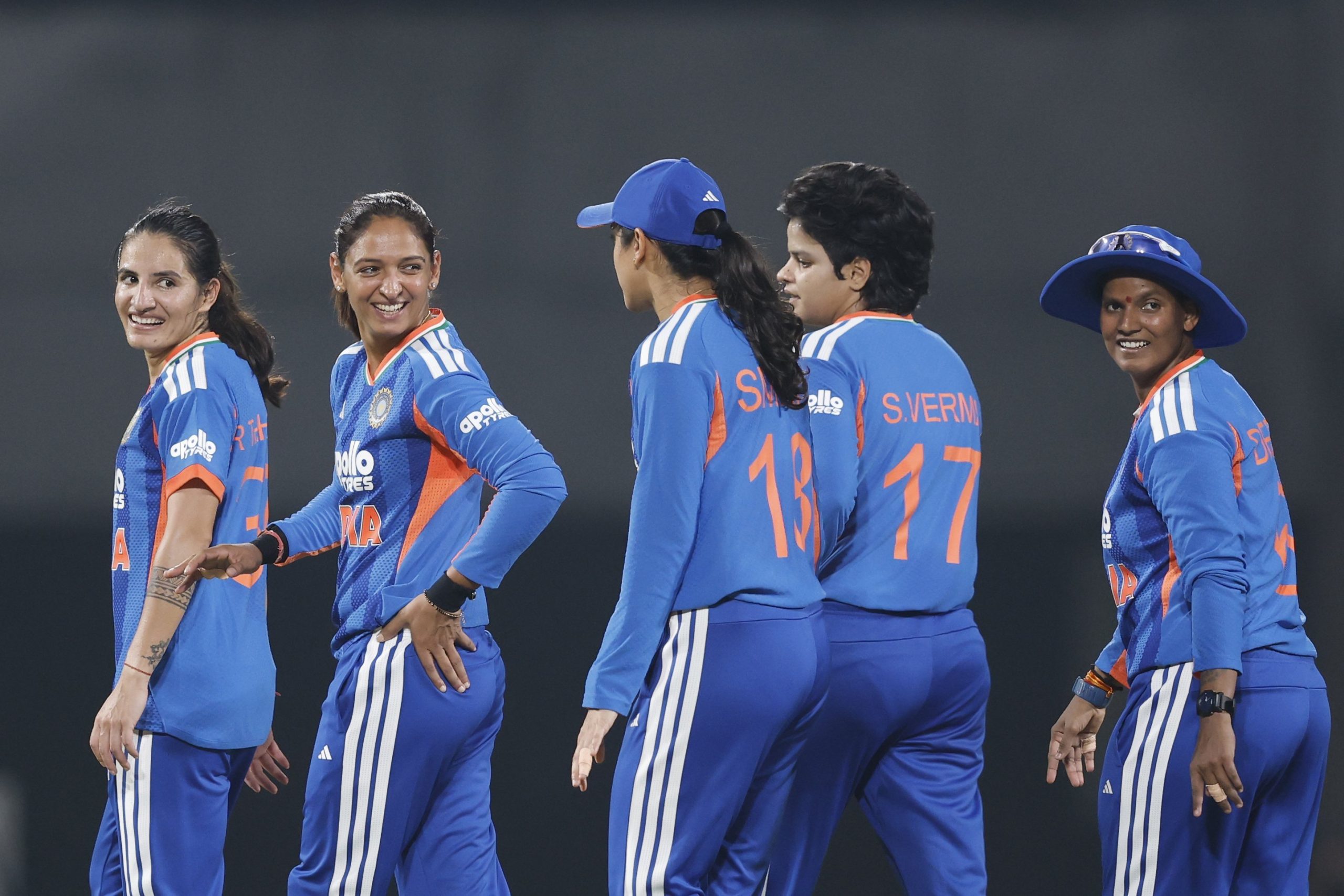 ভাৰতৰ মহিলা ক্রিকেট দলটো শ্ৰীলংকাৰ বিৰুদ্ধে পাঁচখনীয়া টি-২০ আন্তঃৰাষ্ট্ৰীয় ক্রিকেট শৃংখলাৰ পঞ্চম তথা অন্তিমখন খেলত অৱতীৰ্ণ হ’ব