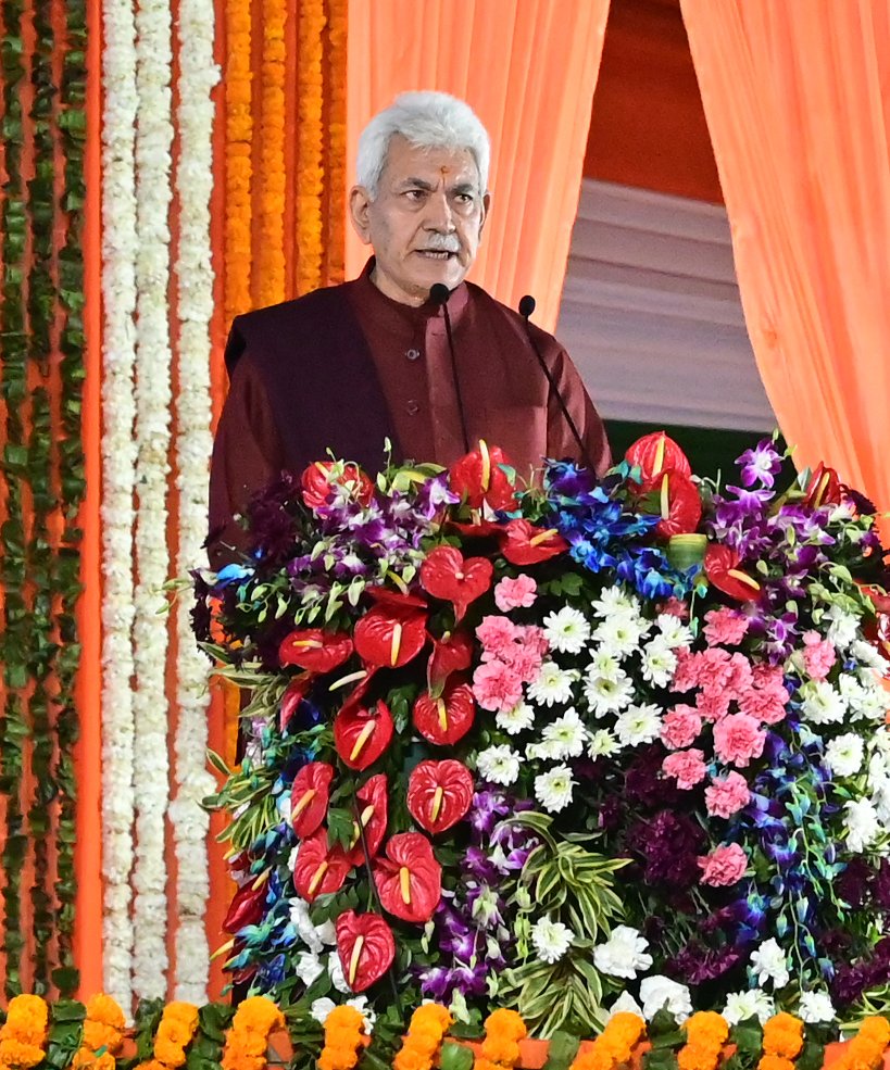 अंतर्राष्ट्रीय दिव्यांगजन दिवस: जम्मू-कश्मीर के उपराज्यपाल मनोज सिन्हा ने दिव्यांगजनों के अधिकारों के लिए प्रतिबद्धता दोहराने का आग्रह किया