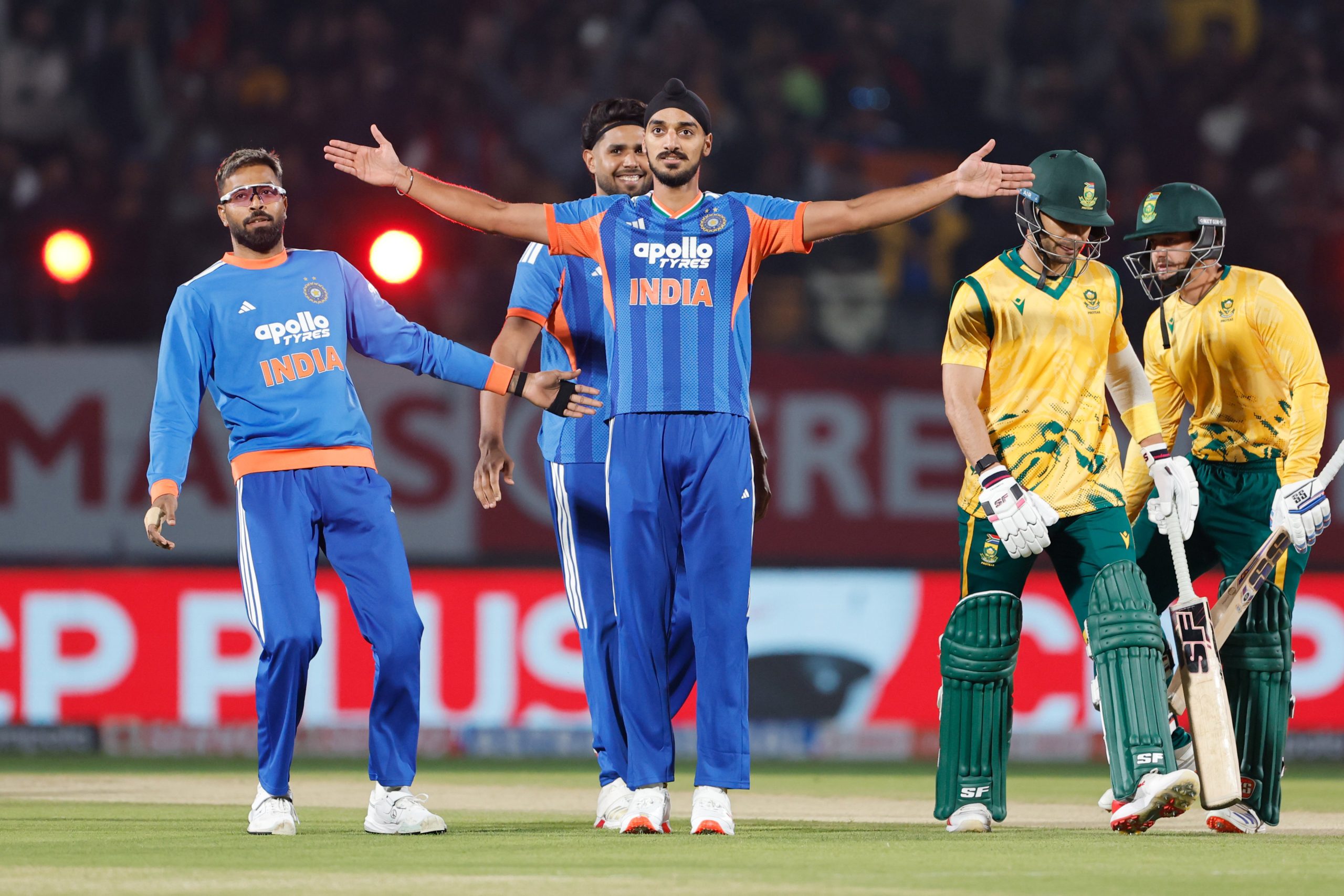 টি-২০ ক্রিকেট শৃংখলাৰ তৃতীয়খন খেলত ভাৰতৰ হাতত দক্ষিণ আফ্ৰিকা পৰাস্ত