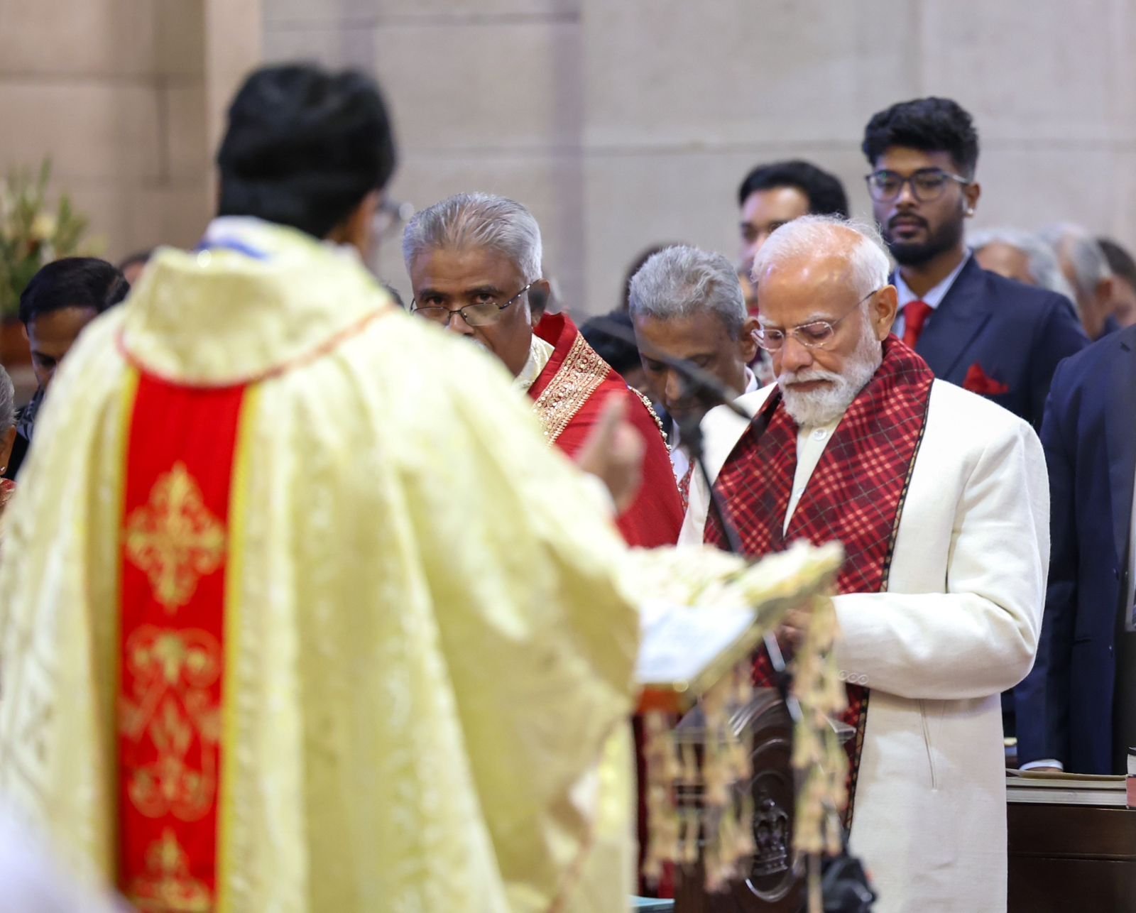PM Modi Extends Christmas Greetings to People Across India