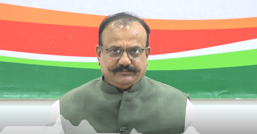 निवडणूक आयोगावर काँग्रेसची टीका