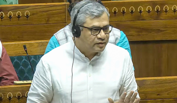 संसद ने नागरिकों के व्यक्तिगत डेटा की सुरक्षा के लिए डीपीडीपी अधिनियम पारित किया है: अश्विनी वैष्णव