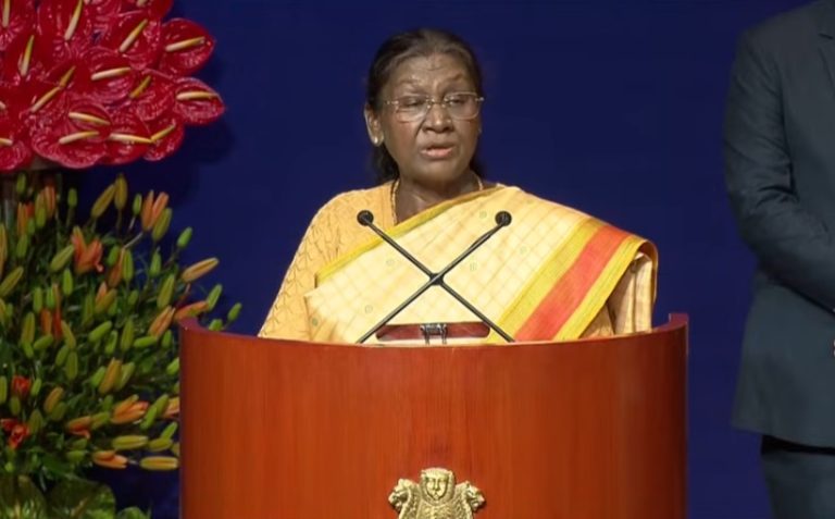 মানৱ অধিকাৰক সুৰক্ষা প্ৰদান কৰাই নহয়, বৰং সন্মান কৰা এখন ৰাষ্ট্ৰৰূপে নিজকে প্ৰতিষ্ঠা কৰিবলৈ ভাৰত প্ৰতিশ্ৰুতিবদ্ধ: ৰাষ্ট্ৰপতি