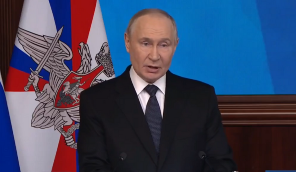 Russian President Vladimir Putin warns Moscow will extend territorial gains in Ukraine if peace talks fail.