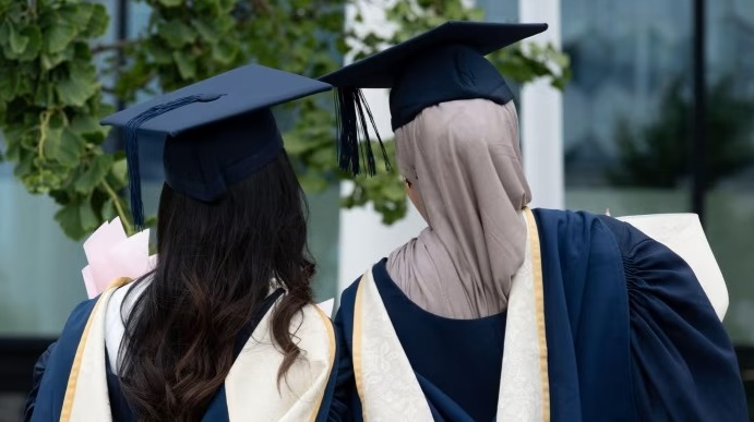 UK Universities halt admissions from Bangladesh, Pakistan over alleged visa misuse concerns
