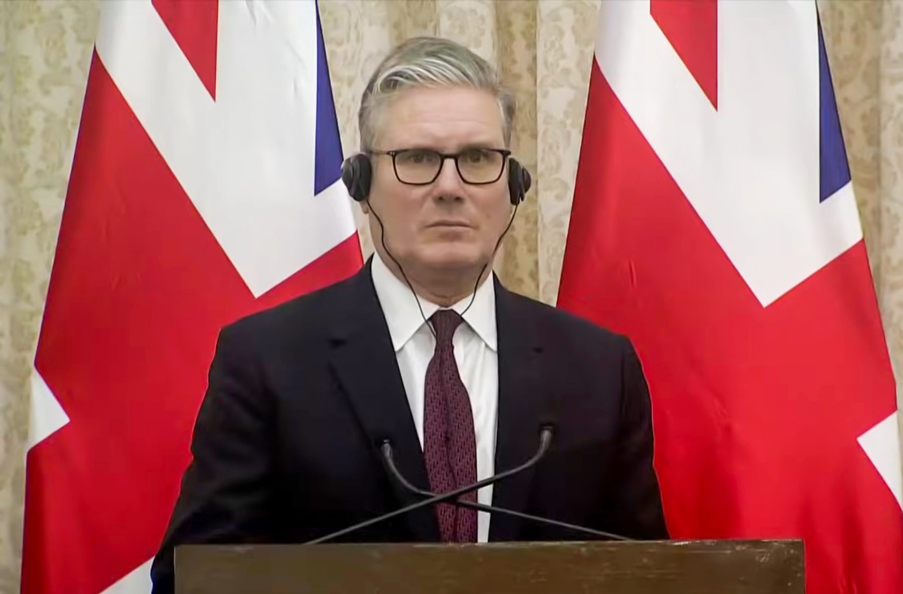 British Prime Minister defends his leadership amid growing pressure of resignation