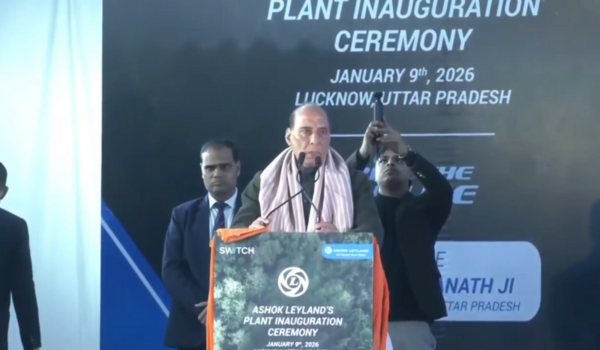 প্রতিরক্ষামন্ত্রী রাজনাথ সিং বলেছেন, প্রতিরক্ষা উৎপাদনের ক্ষেত্রে দেশ ক্রমশ আত্মনির্ভর হয়ে উঠছে।