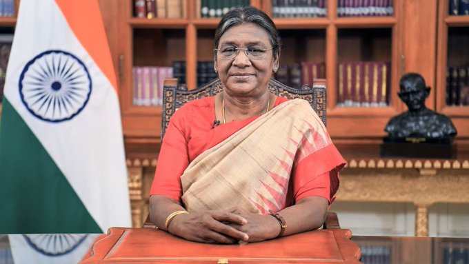 प्रजासत्ताक दिनाच्या पूर्वसंध्येला ७ वाजता राष्ट्रपती द्रौपदी मुर्मू देशाला संबोधित करणार