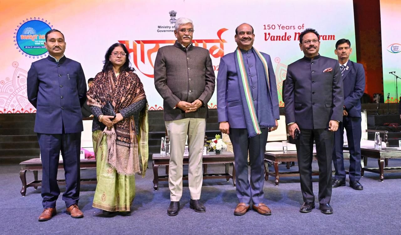 Lok Sabha Speaker Om Birla & Union Minister Gajendra Singh Shekhawat inaugurate Bharat Parv 2026 at Red Fort 