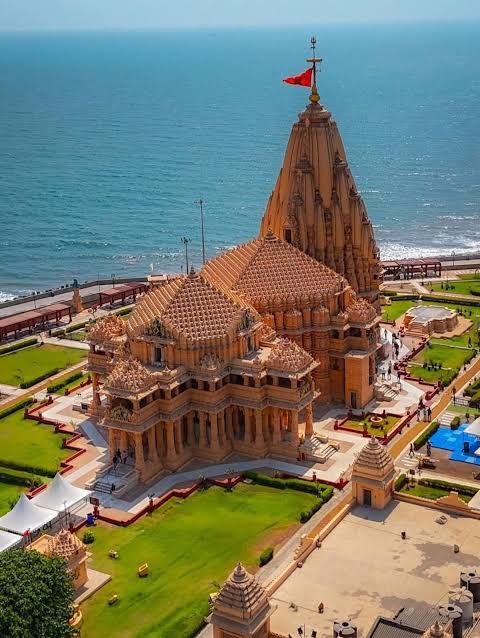 પ્રથમ જ્યોતિર્લિંગ શ્રી સોમનાથ મહાદેવના સાનિધ્યમાં સોમનાથ સ્વાભિમાન પર્વની ભવ્ય ઉજવણી
