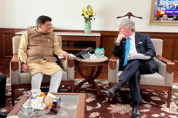 Piyush Goyal Discusses Ways to Boost India–Canada Cooperation for Mutual Growth
