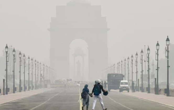दिल्ली-NCR में तत्काल प्रभाव से ‘ग्रैप’ का चौथा चरण लागू