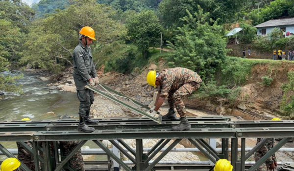 Indian Army restores road connectivity between Sri Lanka’s Central and Uwa provinces
