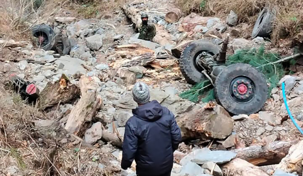 ডোডা জিলাত সংঘটিত পথ দুর্ঘটনাত প্রাণ হেৰুওৱা ১০ জন ভাৰতীয় সেনাৰ প্ৰতি অমিত শ্বাহৰ শোক প্ৰকাশ