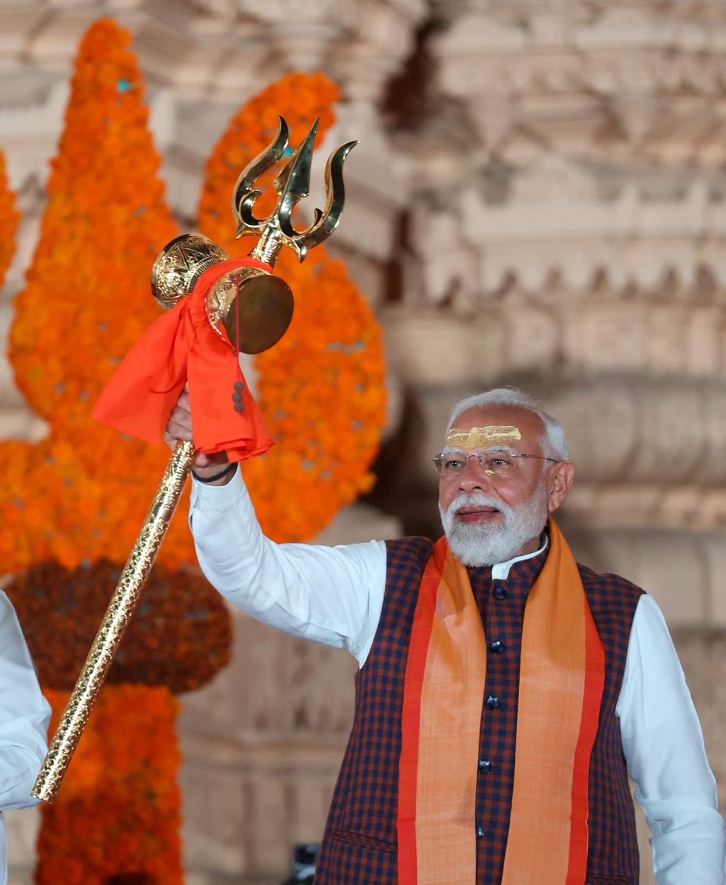 सोमनाथ स्वाभिमान पर्वात प्रधानमंत्री नरेंद्र मोदी यांचा सहभाग
