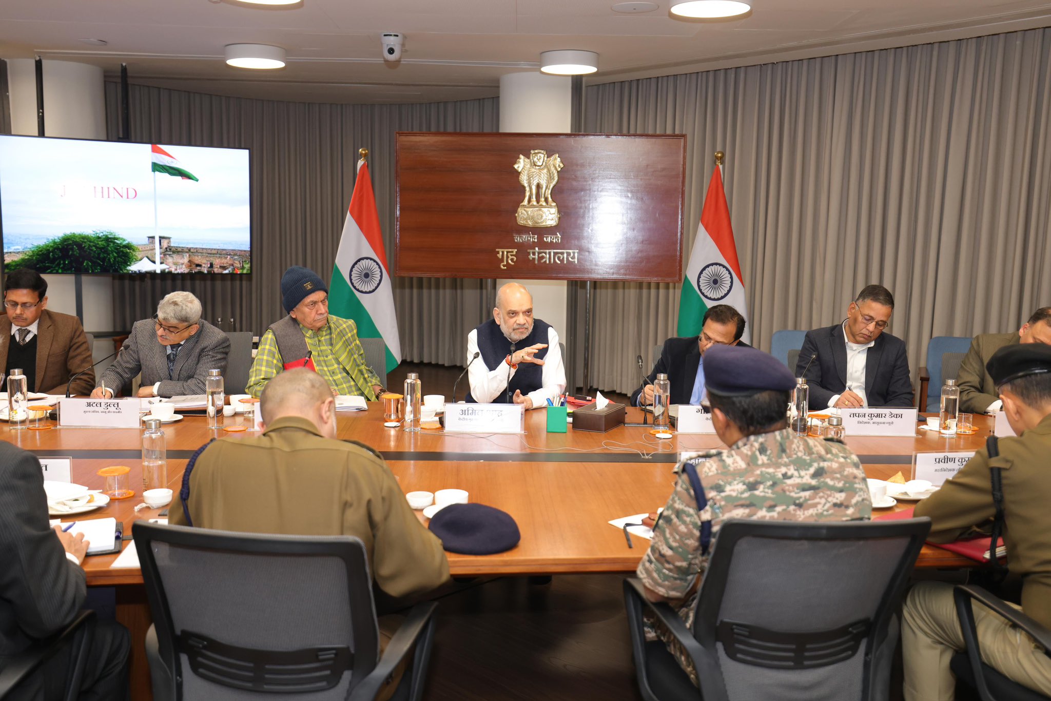 सरकार जम्मू और कश्मीर में आतंकवाद खत्म करने के लिए प्रतिबद्ध: गृह मंत्री अमित शाह