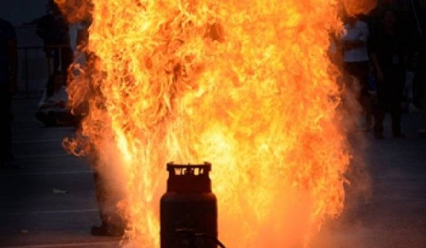 Pakistan: 13 Killed in Gas Explosion-Triggered Building Collapse in Karachi