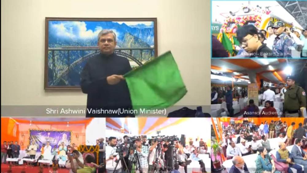 केंद्रीय रेल मंत्री अश्विनी वैष्णव ने सैरांग–सिलचर नई यात्री रेल सेवा को हरी झंडी दिखाई