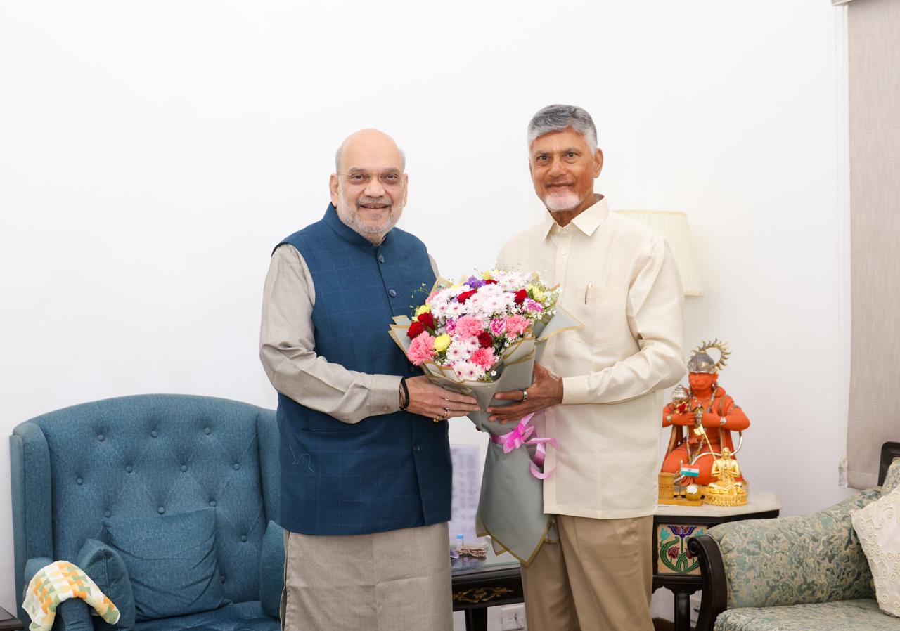 अमरावती को राजधानी का कानूनी दर्जा देने की मांग, अमित शाह से मिले चंद्रबाबू नायडू