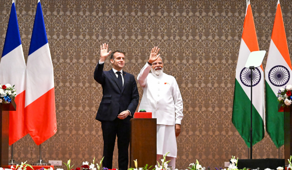 French President Emmanuel Macron invites PM Modi to G7 Summit in France