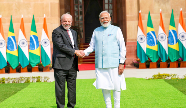India and Brazil exchange ten agreements to boost cooperation in several sectors 
