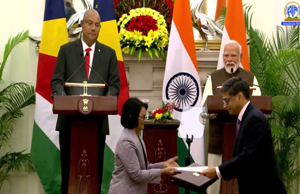 India announces 175-million-dollar Special Economic Package for Seychelles, signs key MoUs