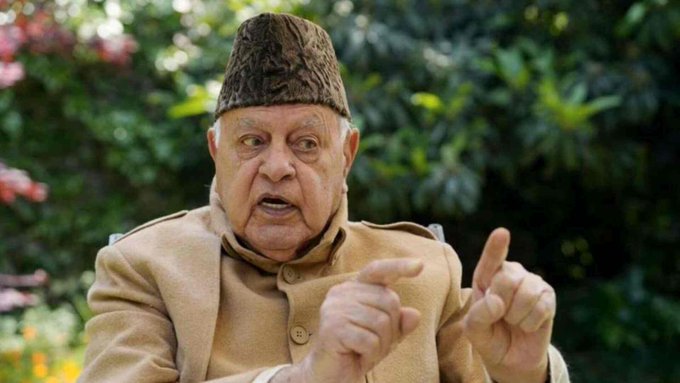 नेशनल कॉन्फ्रेंस के अध्यक्ष और जम्मू-कश्मीर के पूर्व मुख्यमंत्री फारूक अब्दुल्ला पर जानलेवा हमला, सुरक्षित बताए गए